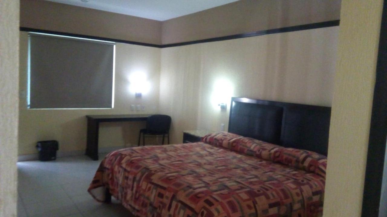 Jalyd Inn Ирапуато Экстерьер фото